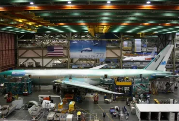 boeing-777-everett-factory-first-class