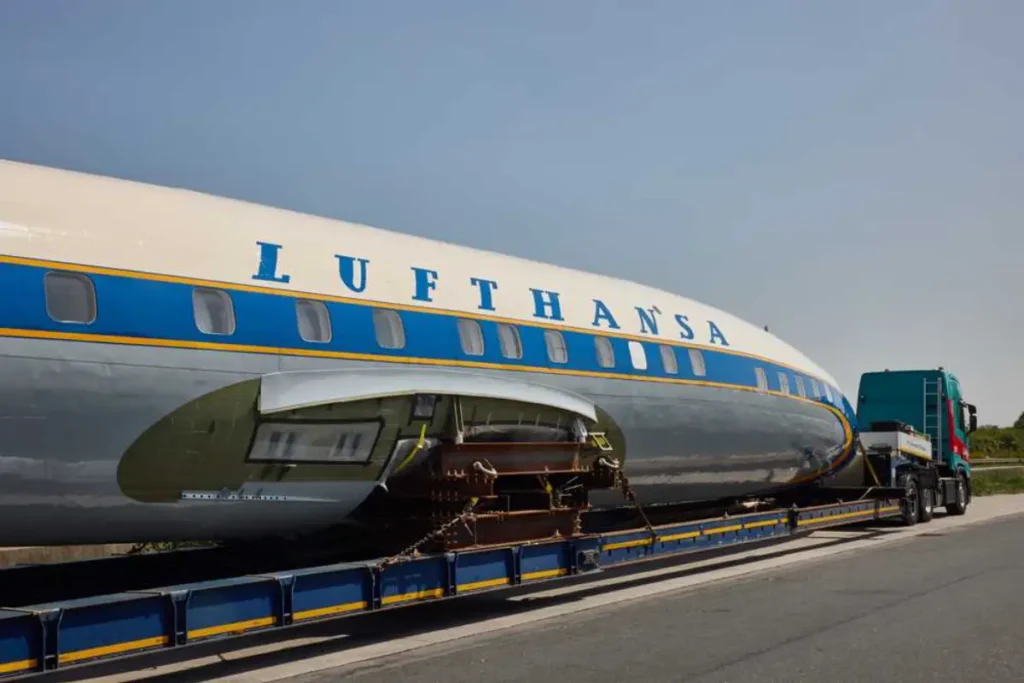 Lufthansa's Historic Lockheed Super Star Receives Its Wings in Frankfurt 2